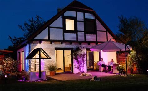 Buy LEDVANCE Smart Wi-Fi 12W LED COB Spotlight | Shades of White ...