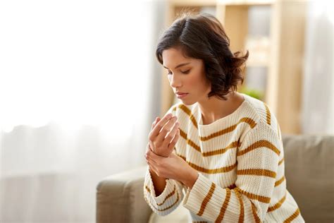 Pain on the Pinky Side of Your Wrist? Ulnar Pain Treatment