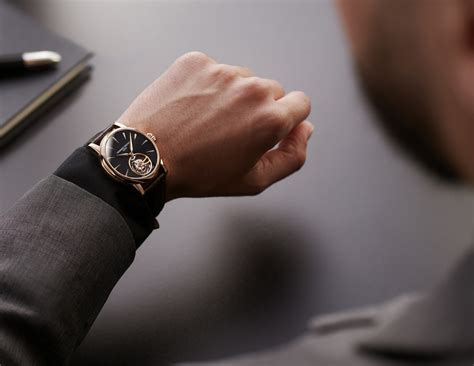 CLASSIC TOURBILLON MANUFACTURE - Frederique Constant