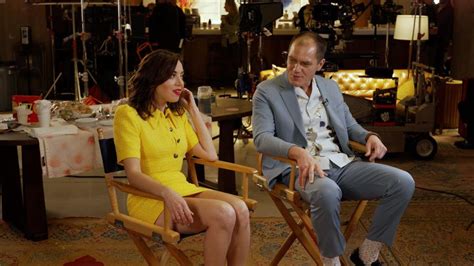 Aubrey Plaza Ritz Commercial 的图像结果