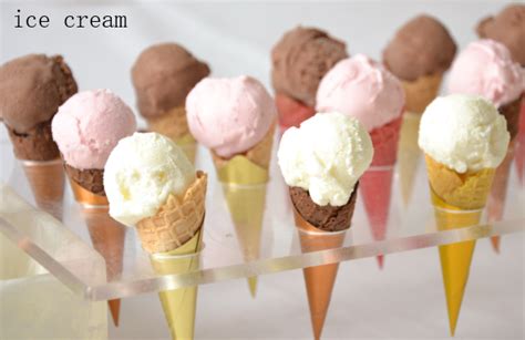 冰礼物英语怎么读最新素材