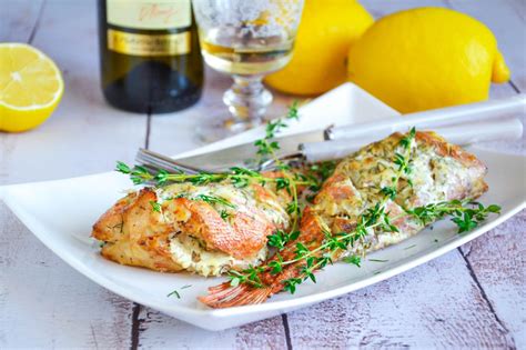 Окунь в сметане рецепт фото пошагово и видео - 1000.menu