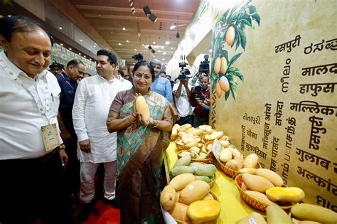 Delhi CM Rekha Gupta inaugurates 34th Mango Festival at Delhi's Tyagraj ...