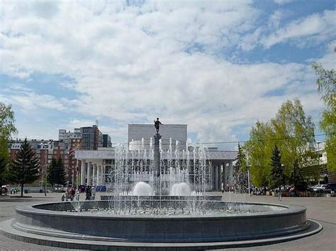 Площадь 350-летия Красноярска (Театральная), Красноярск: лучшие советы ...