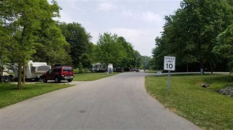 kelleys-island-state-park-campground-05 | Campground Views