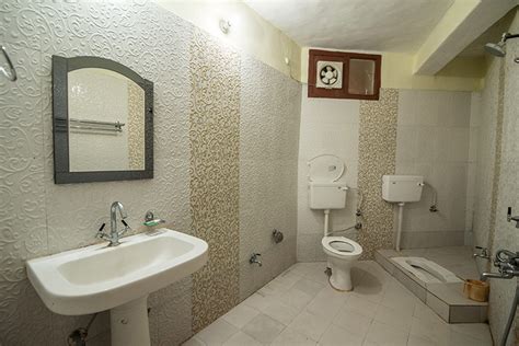Hotel Moon Mallital Nainital | Hotels Nainital