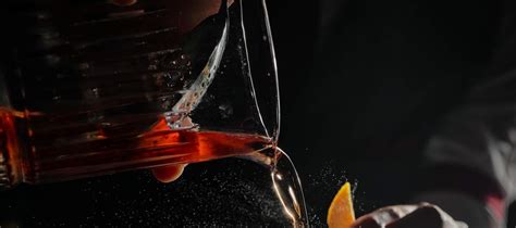 Cocktail Bar on 35th Floor at Penthouse Bar + Grill, Park Hyatt Bangkok ...