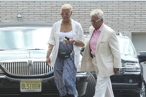 Bobbi Kristina Burial - Mirror Online