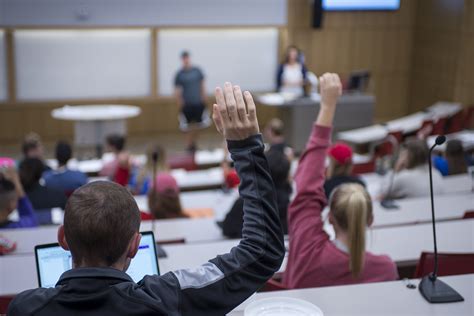 Variety of Business Minors Provide Students with In-Demand Skills | Announce | University of ...