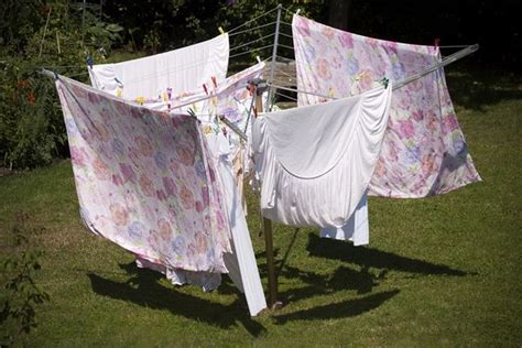 梦见洗衣服是什么预兆,女人梦到洗衣服预示着什么 - 泡泡经验