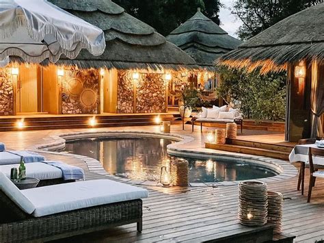 GREAT PLAINS CONSERVATION MPALA JENA (Zambezi National Park ...