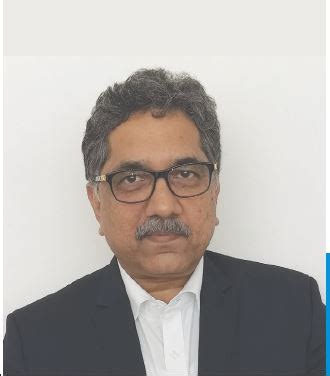 Stay Onboard with A Firm Grip