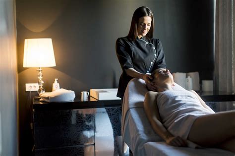 Why Choosing a Career as a Massage Therapist - DidArticles.com
