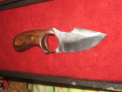 Skinner with a finger hole - Knives - I Forge Iron