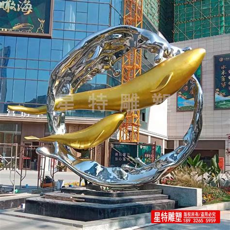 不锈钢鲸鱼雕塑案例_雕塑案例 - 深圳市巧工坊工艺饰品有限公司