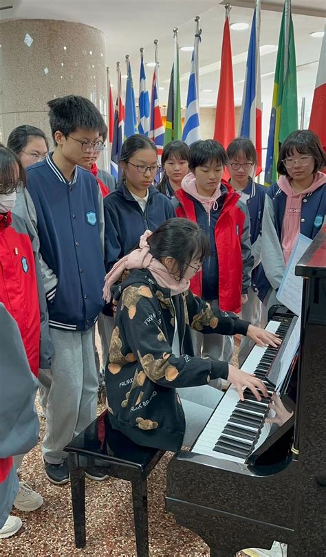 “午间钢琴沙龙” | 上海外国语大学附属大境中学打造校园文化生活艺术风景线