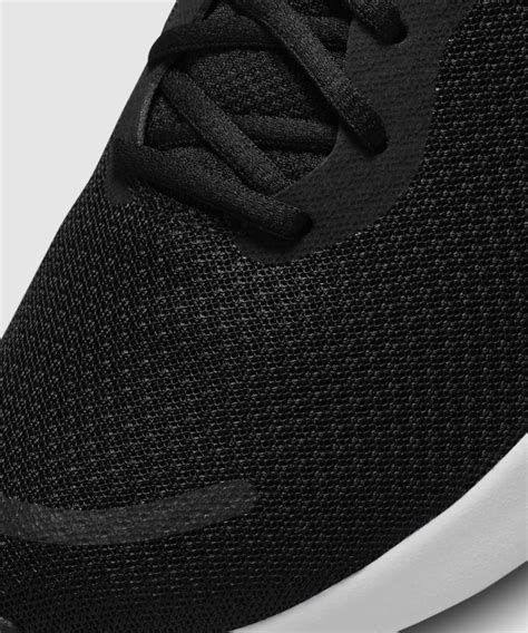 NIKE NIKE REVOLUTION 7 Running Shoes For Men - Buy NIKE NIKE REVOLUTION ...