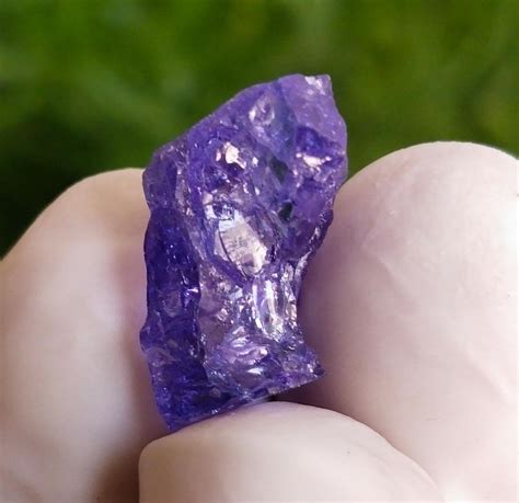 Tanzanite Stone 的图像结果