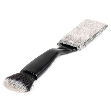 Buy Vehicle Interior Dust Brush for Grills and Vents Wholesale & Retail, Ireland & UK