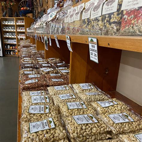 Bates Nut Farm in Valley Center, CA (4 Photos)