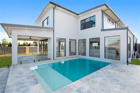 New House With Swimming Pool