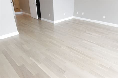 White Stained Hardwood Flooring – Flooring Tips