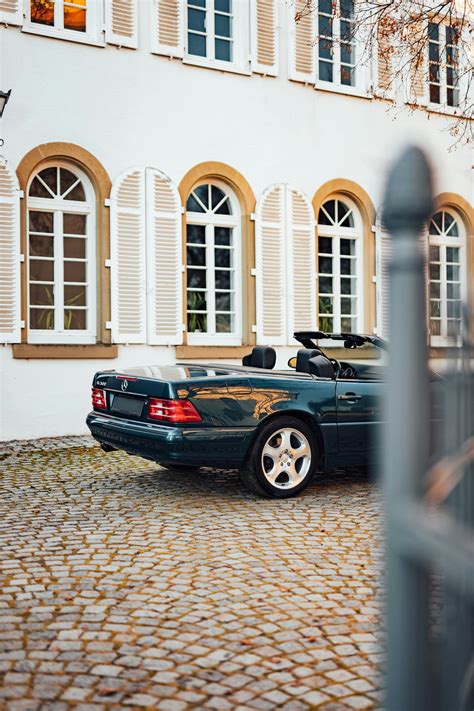 Remove Computer Module Mercedes R129 SL500 的图像结果