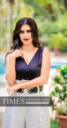 Shivaleeka Oberoi Bollywood Photo Model turned actress ...