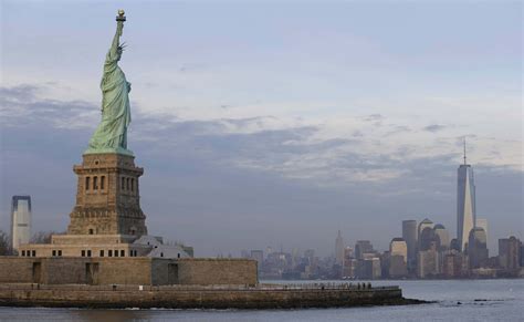 Download Statue Of Liberty Pictures | Wallpapers.com