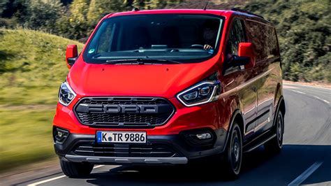 Ford Transit Custom van review | Auto Express