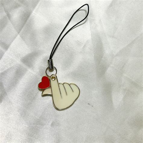 K drama Heart - Phone Charm – Scrunchit