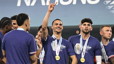 Pulisic scores, Jedi's boosts Fulham, Poch's report card | USMNT 2025 CIWYW Awards! (Soccer 12/30)