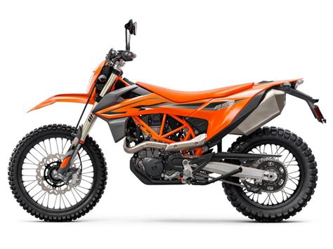 2023 KTM 690 Enduro R First Look | Dirt Rider