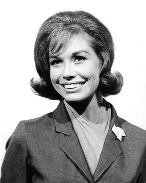 Mary Tyler Moore laid to rest Sunday in Fairfield