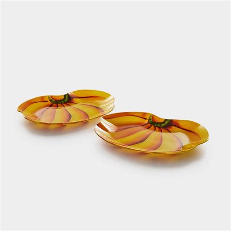 Banana-Shaped Fruit Plate: Stylish & Durable Glassware