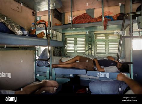 Sleeper Class 的图像结果