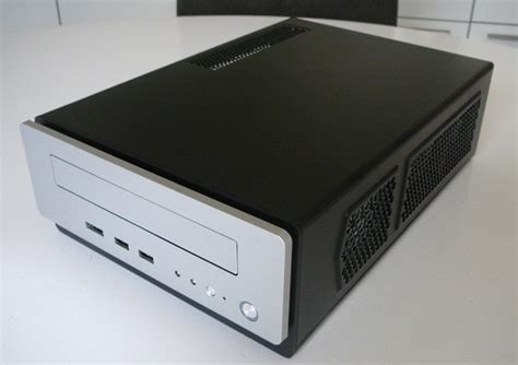 Rezultat imagine pentru HTPC Build