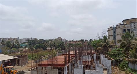 Mumbai: Cloudy weather conditions persist; possible effect of Cyclone Asani