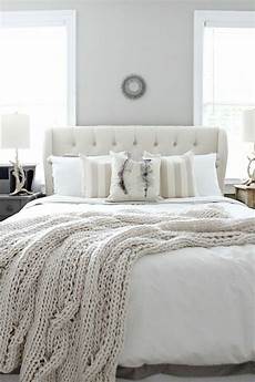 Neutral Color Bedrooms by 10 Amazing Neutral Bedroom Designs Decoholic Neutral Color Bedrooms