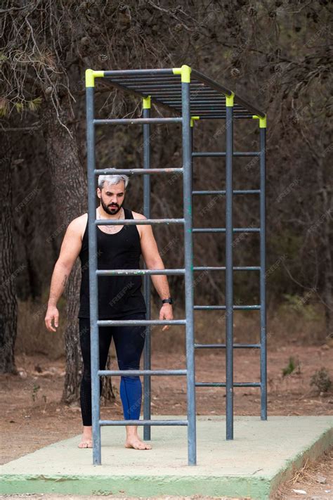 Playing Sports 的图像结果