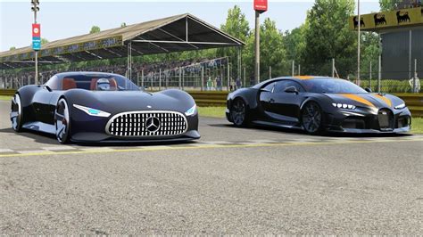 Mercedes-Benz AMG Vision GT vs Bugatti Chiron Super Sport 300+ at Monza ...