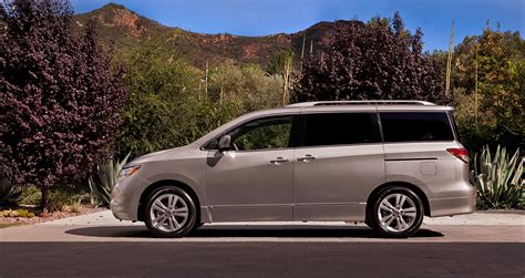 2012 Nissan Quest Interior Photos