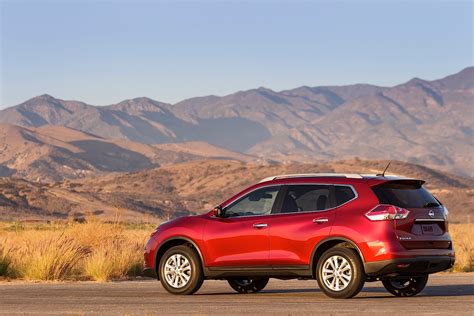 NISSAN Rogue Specs, Performance & Photos - 2013, 2014, 2015, 2016 - autoevolution