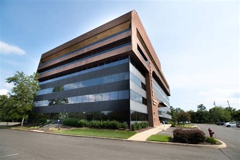 8401 Corporate Dr, Greater Landover, MD 20785 | Crexi.com