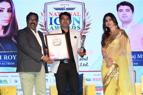 Pioneering Digital Innovation: Er. Dheeraj Mishra National Icon Award ...