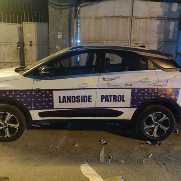 High-quality vehicle branding services in New Delhi | Printhub