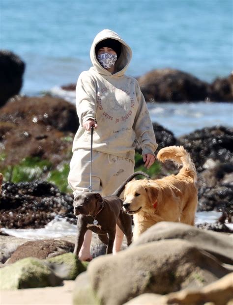Billie Eilish - Beach in Malibu 02/21/2021 • CelebMafia