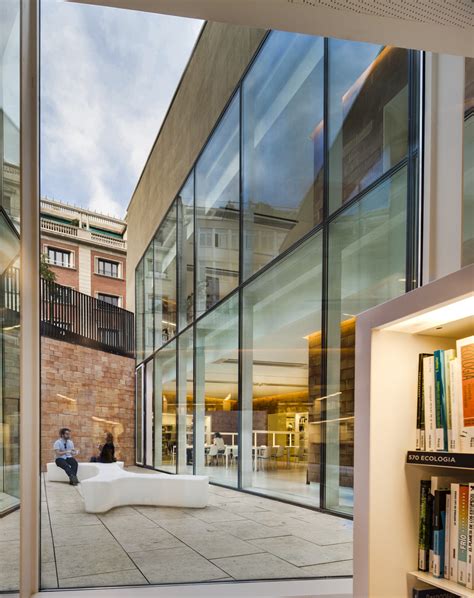 Joan Maragall Library | LibraryBuildings.info