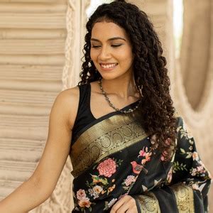 Design Ideas for Black Sarees: Borders, Motifs & Patterns