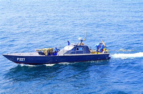 SLN's Wave Rider class - improvised copy version of TEN's Wave Rider ...